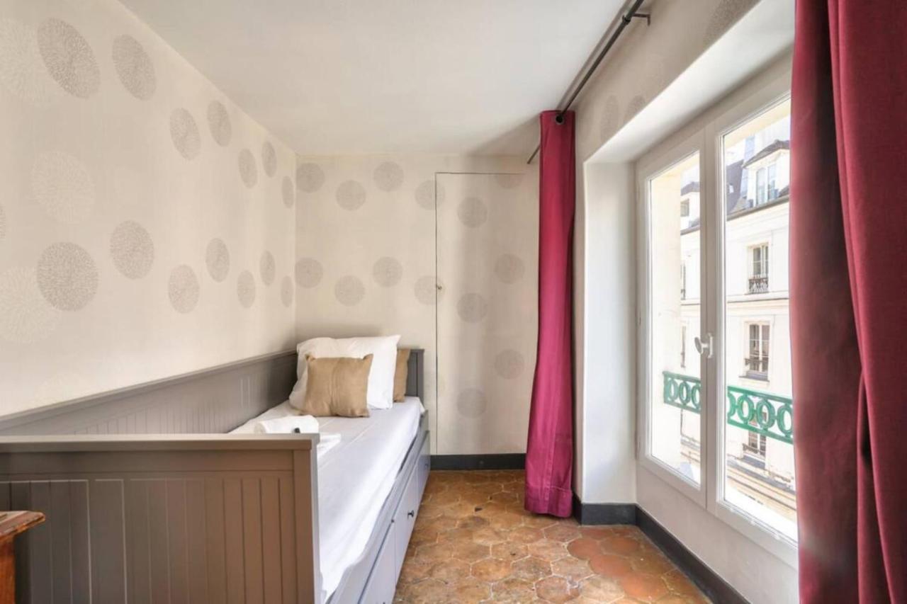 Exquisite And Spacious Apartment